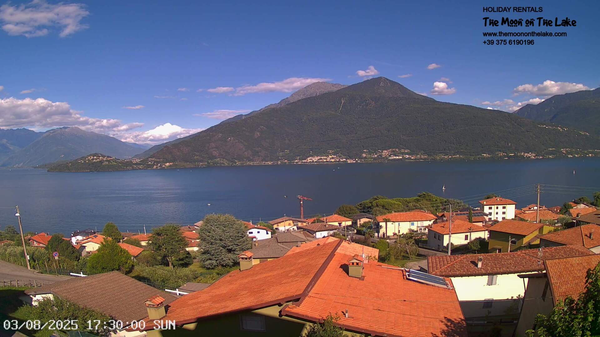 immagine della webcam nei dintorni di Alpe Giumello: webcam Pianello del Lario
