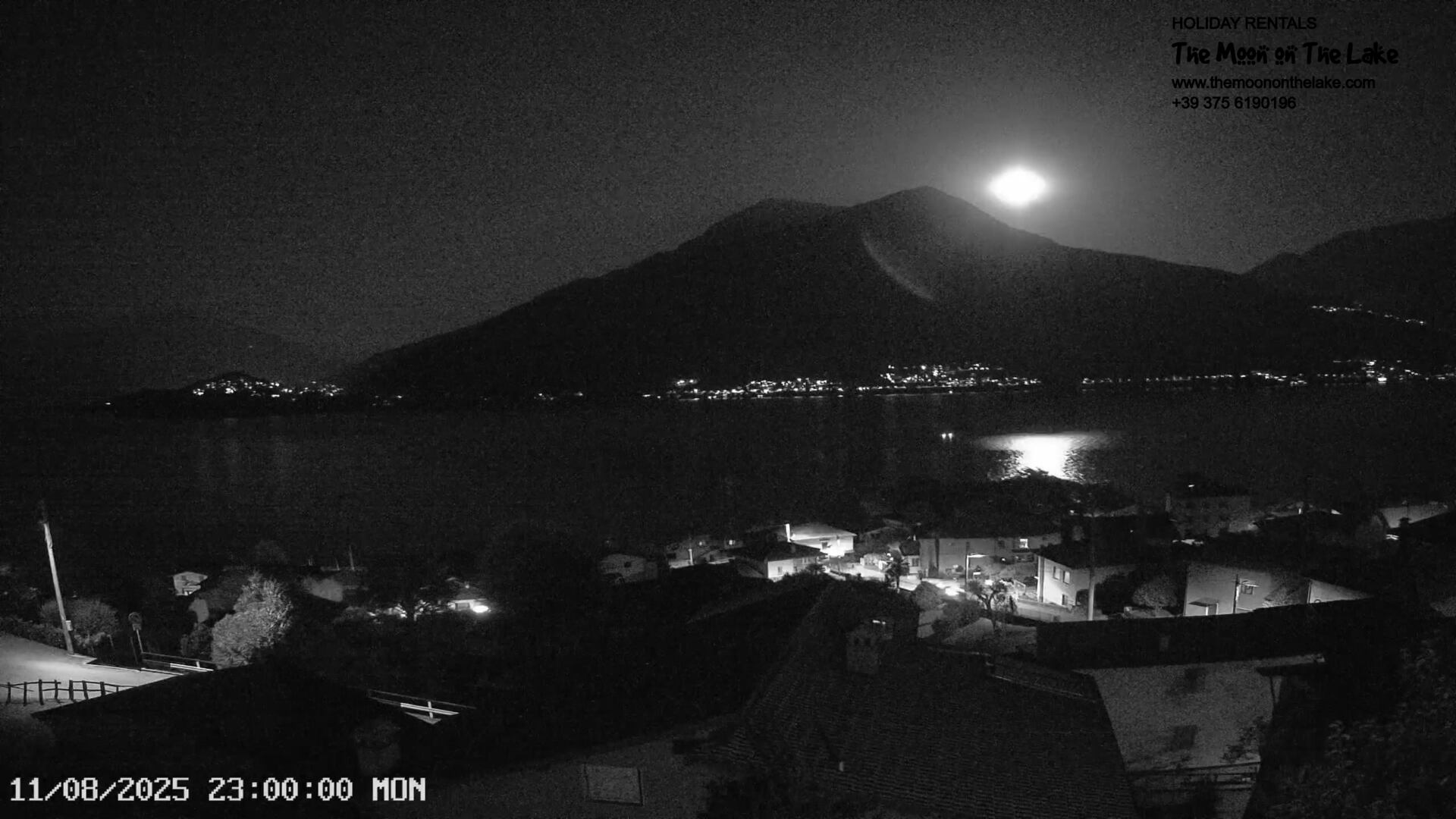 immagine della webcam nei dintorni di Vercana: webcam Pianello del Lario