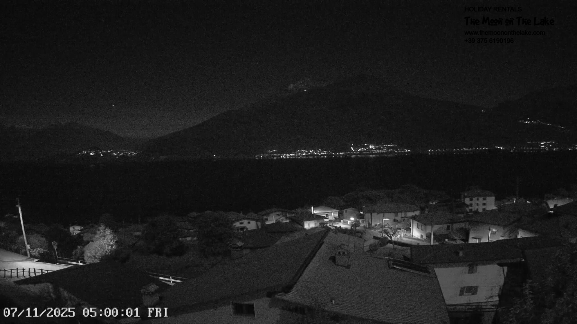 immagine della webcam nei dintorni di Dervio: webcam Pianello del Lario