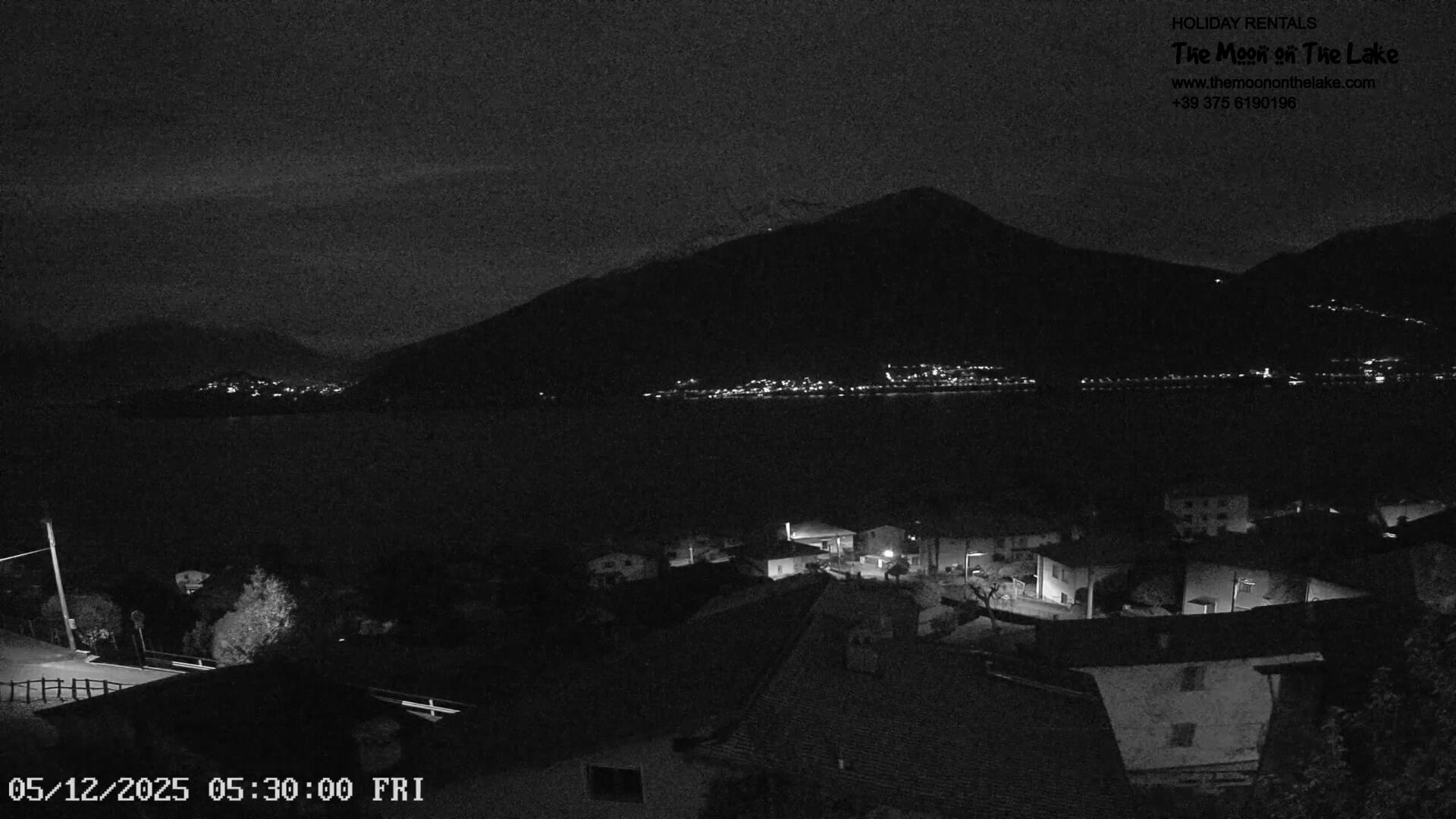 immagine della webcam nei dintorni di Dervio: webcam Pianello del Lario