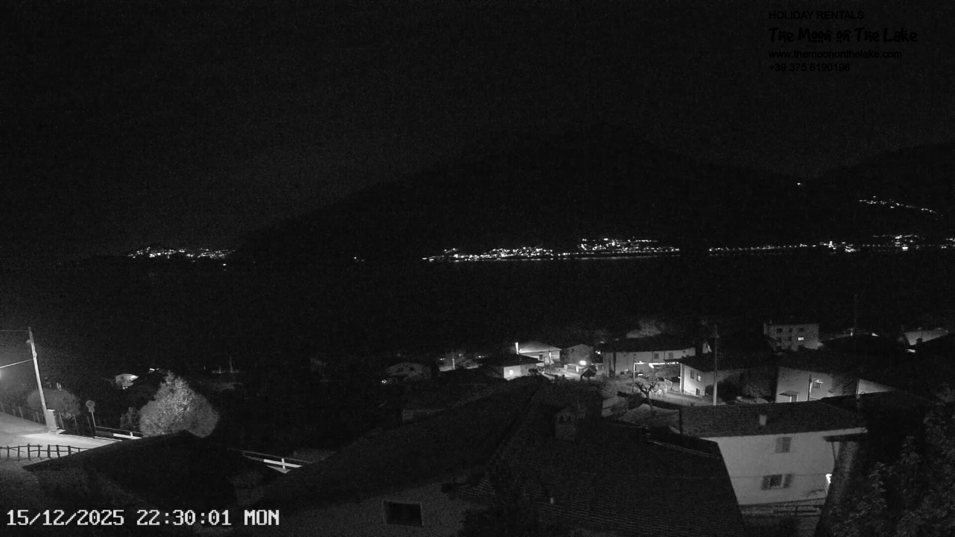 immagine della webcam nei dintorni di Tremezzo: webcam Pianello del Lario