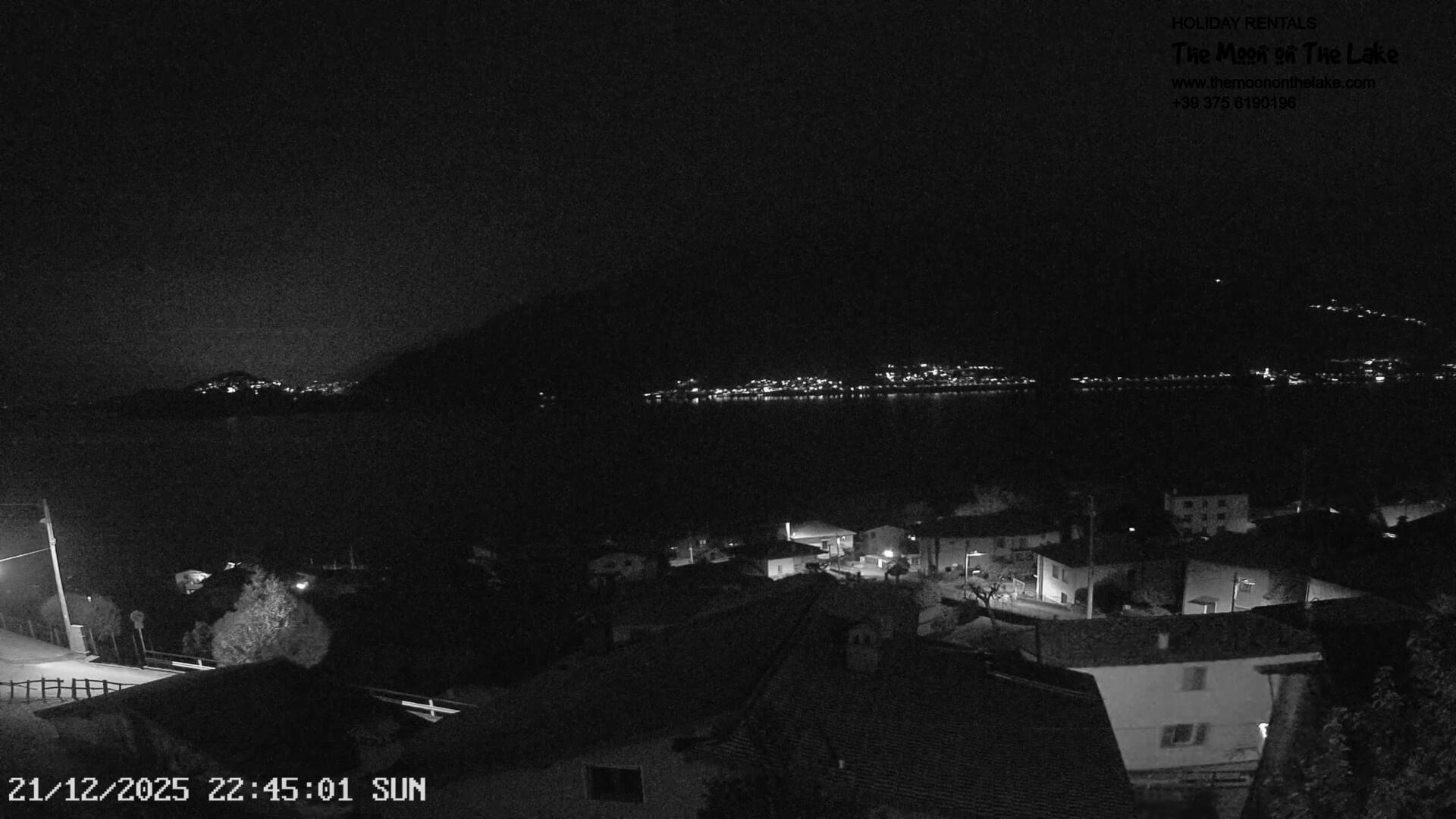 immagine della webcam nei dintorni di Alpe Giumello: webcam Pianello del Lario