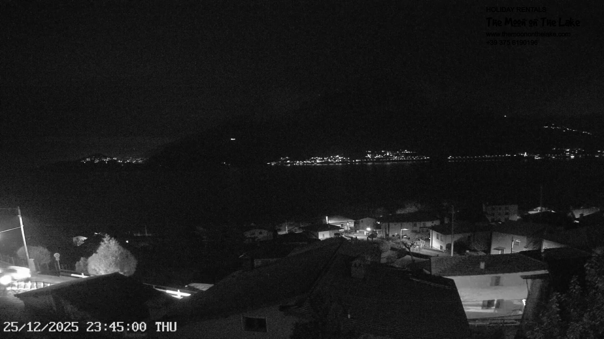 immagine della webcam nei dintorni di Sant'Abbondio: webcam Pianello del Lario