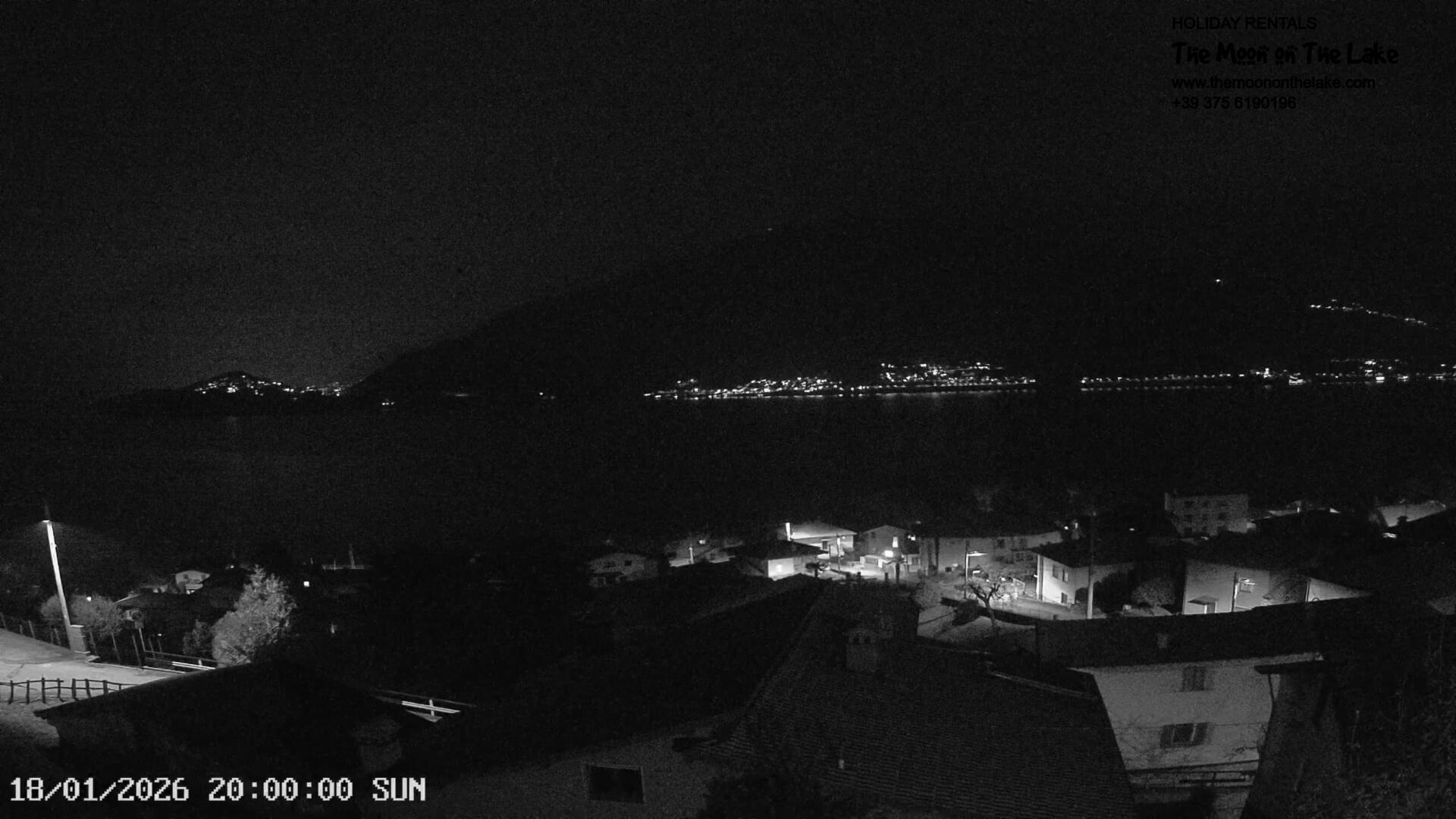 immagine della webcam nei dintorni di Dervio: webcam Pianello del Lario