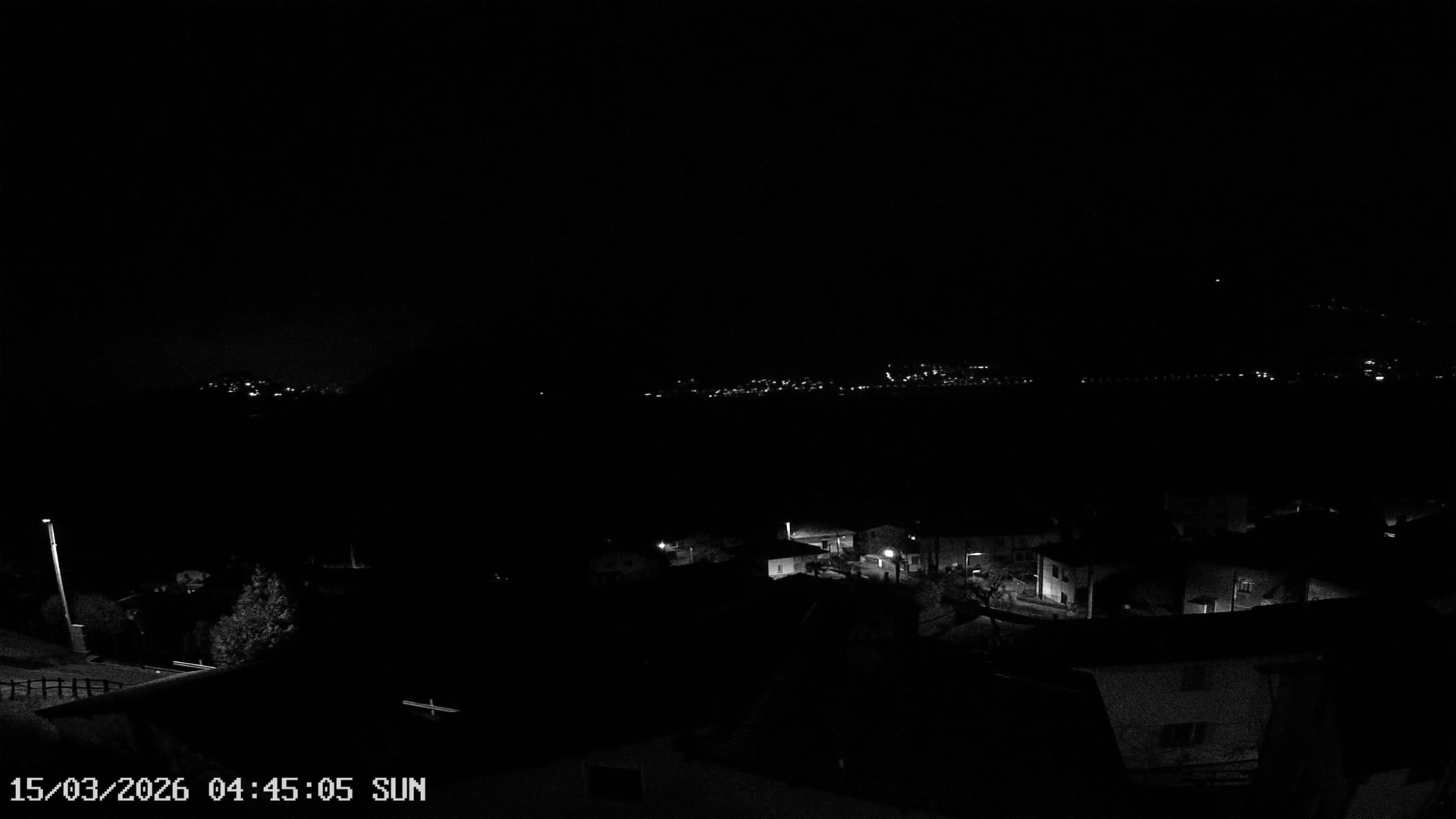 immagine della webcam nei dintorni di Menaggio: webcam Pianello del Lario