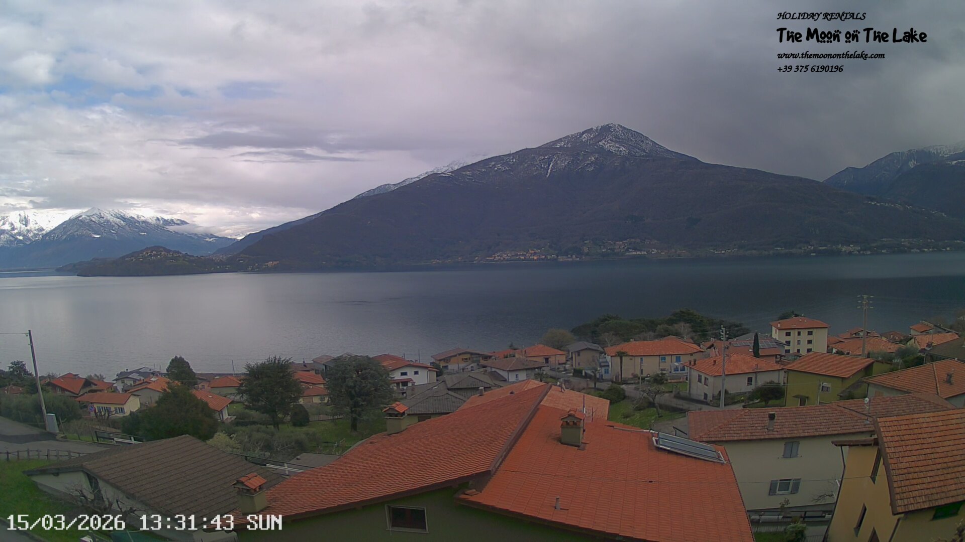 immagine della webcam nei dintorni di Alpe Giumello: webcam Pianello del Lario