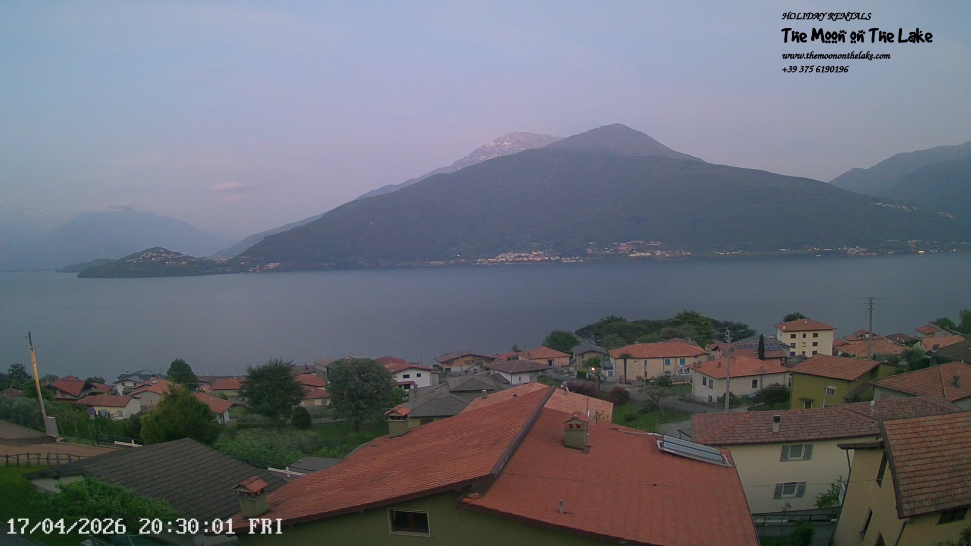 immagine della webcam nei dintorni di Perledo: webcam Pianello del Lario