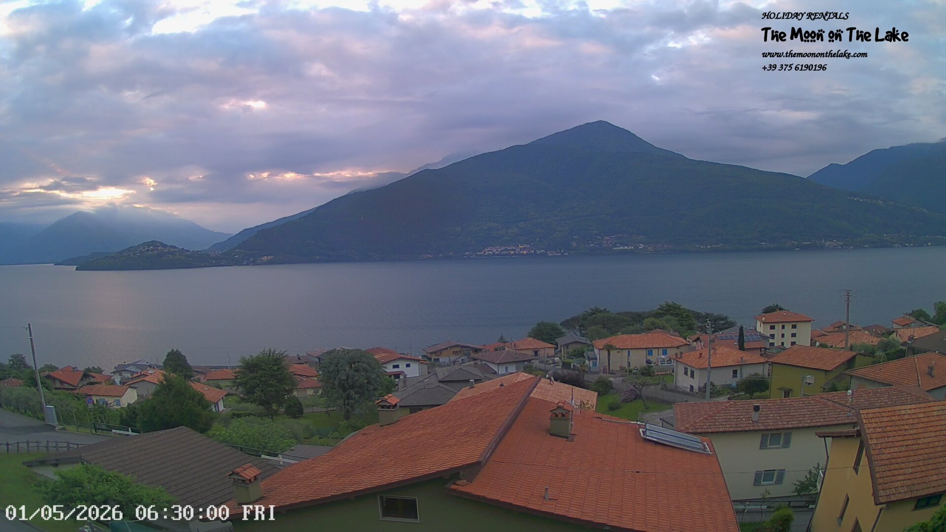 immagine della webcam nei dintorni di Sant'Abbondio: webcam Pianello del Lario