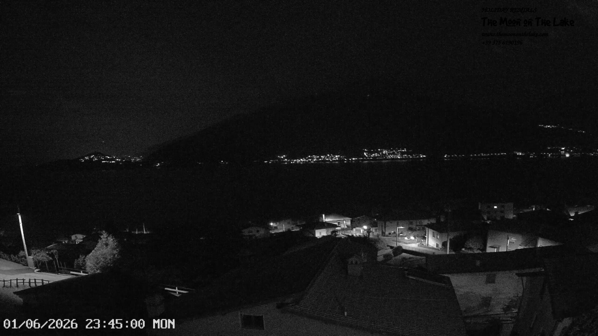 immagine della webcam nei dintorni di Vercana: webcam Pianello del Lario